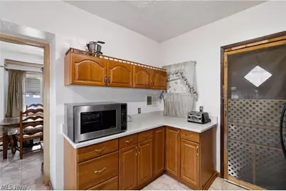 1544 Wyandotte Avenue, Oakwood, OH 44107 - Photo 15