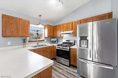 5906 Cornell Boulevard, North Ridgeville, OH 44039 - Photo 9