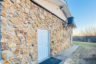 1284 River Rd, Morgantown, WV 26501 - Photo 5