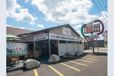 880 Youngstown Poland Road, Struthers, OH 44471 - Photo 1