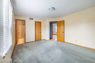 443 Plum Creek Drive, Wadsworth, OH 44281 - Photo 15