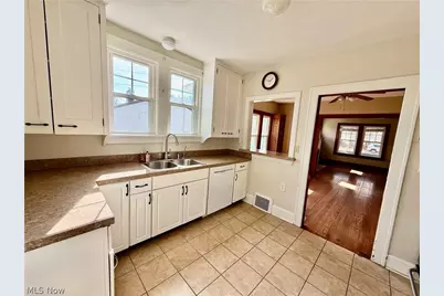 364 N Chillicothe Road, Aurora, OH 44202 - Photo 7