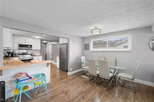 1887 Hillsdale Dr, Twinsburg, OH 44087 - Photo 13