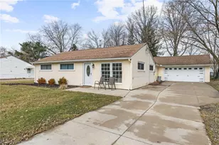 1887 Hillsdale Dr, Twinsburg, OH 44087 - Photo 1