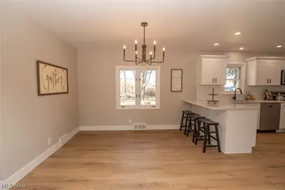 2849 Wise Avenue NW, Canton, OH 44708 - Photo 7