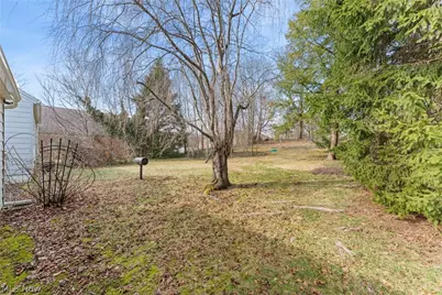 3411 Sweitzer Street NW, Uniontown, OH 44685 - Photo 3