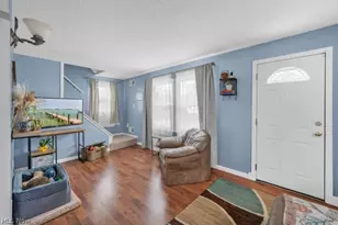 526 Clifford Ave, Akron, OH 44301 - Photo 5