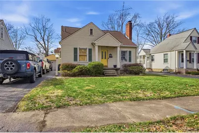 696 Meadowbrook Avenue SE, Warren, OH 44484 - Photo 3