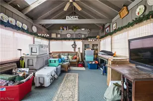 696 Meadowbrook Ave SE, Warren, OH 44484 - Photo 21