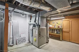 696 Meadowbrook Ave SE, Warren, OH 44484 - Photo 29