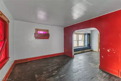 11701 Gay Avenue, Loveland, OH 44105 - Photo 9