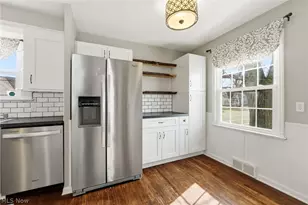 483 E 330th St, Willowick, OH 44095 - Photo 7