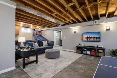 483 E 330th Street, Willowick, OH 44095 - Photo 19