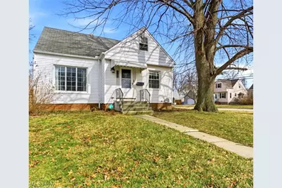 483 E 330th Street, Willowick, OH 44095 - Photo 1