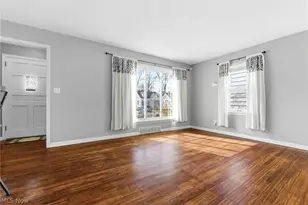 483 E 330th St, Willowick, OH 44095 - Photo 9