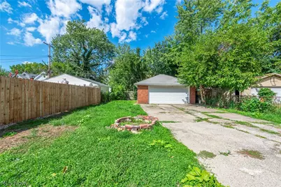 10402 Almira Avenue, Loveland, OH 44111 - Photo 9