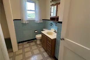 110 Greene St, Newport, OH 45768 - Photo 9