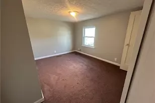 110 Greene St, Newport, OH 45768 - Photo 11