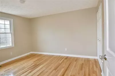 5038 Jonathan Lane NW, Warren, OH 44483 - Photo 37