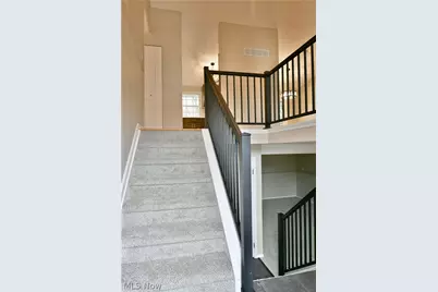 5038 Jonathan Lane NW, Warren, OH 44483 - Photo 9