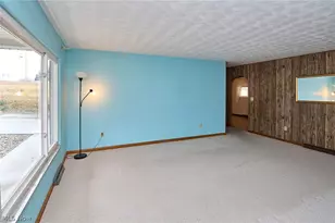 613 S Court St, Harrisville, WV 26362 - Photo 5