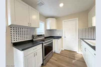 1528 Maine Avenue, Lorain, OH 44052 - Photo 13