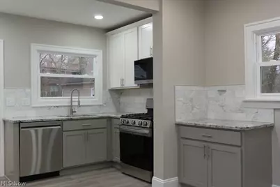 3970 Monticello Boulevard, Cleveland Heights, OH 44121 - Photo 9