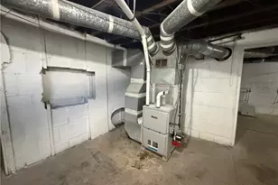 295 Grove St, Akron, OH 44302 - Photo 33