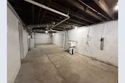 295 Grove Street, Akron, OH 44302 - Photo 35