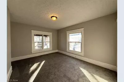 295 Grove Street, Akron, OH 44302 - Photo 15