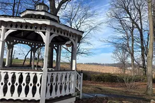 1005 Heatherwood Ln, Orrville, OH 44667 - Photo 7