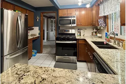 1005 Heatherwood Lane, Orrville, OH 44667 - Photo 17