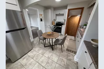 11005 Brunswick Avenue, Garfield Heights, OH 44125 - Photo 3