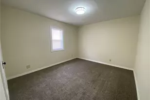 8221 Grand Division Ave, Loveland, OH 44125 - Photo 9