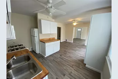 8221 Grand Division Avenue, Loveland, OH 44125 - Photo 7