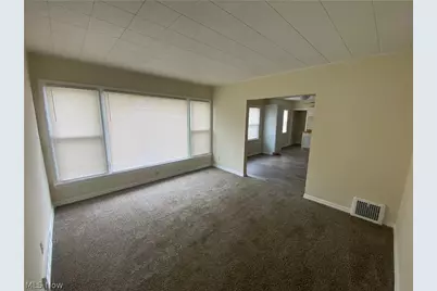 8221 Grand Division Avenue, Loveland, OH 44125 - Photo 3
