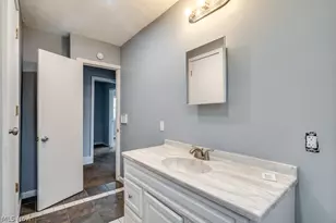 1607 9th St SW, Canton, OH 44706 - Photo 31