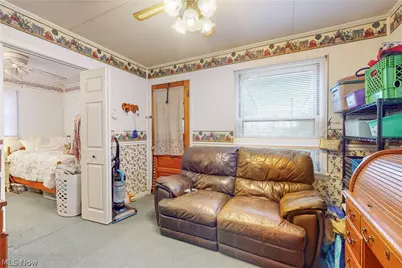 1652 Oregon Avenue, Steubenville, OH 43952 - Photo 13