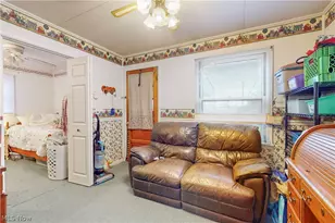 1652 Oregon Ave, Steubenville, OH 43952 - Photo 13