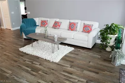 1939 Craig Drive, Lake Milton, OH 44429 - Photo 7