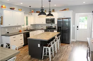 1939 Craig Dr, Lake Milton, OH 44429 - Photo 11