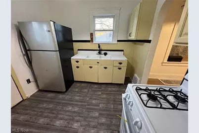 117 Kent Court, Akron, OH 44305 - Photo 7