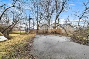 6904 Lawn Ave, Loveland, OH 44102 - Photo 45