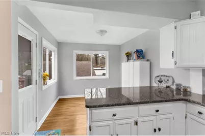 5950 Mount Everett Road, Hubbard, OH 44425 - Photo 7