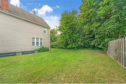 2256 E 85th Street, Loveland, OH 44106 - Photo 5