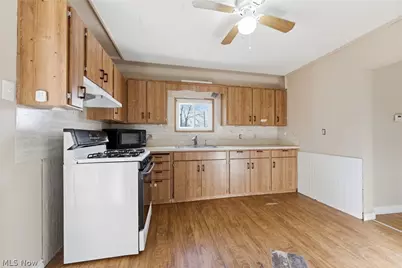 174 Yonker Street, Barberton, OH 44203 - Photo 13