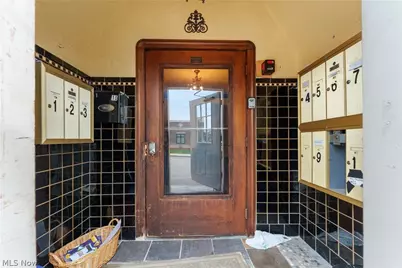 1419 Roycroft Avenue, Oakwood, OH 44107 - Photo 7