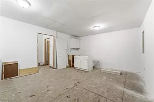 1014 9th St NE, Canton, OH 44704 - Photo 11