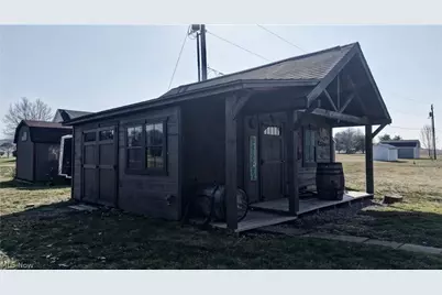 627 Chestnut Street, West Lafayette, OH 43805 - Photo 35