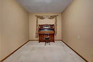 627 Chestnut St, West Lafayette, OH 43805 - Photo 25